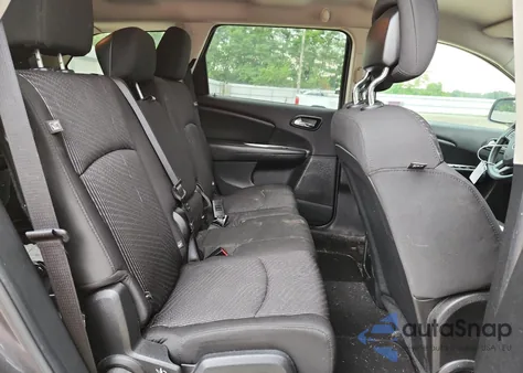 2015 Dodge Journey Sxt z USA, uszkodzony, nr VIN 3C4PDDBG5FT526429